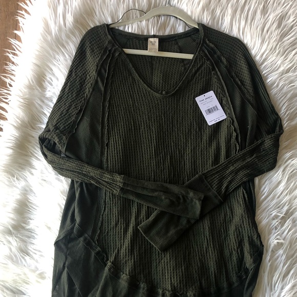 Free People Sweaters - Free People Dark Olive Scoop Neck Top Size L